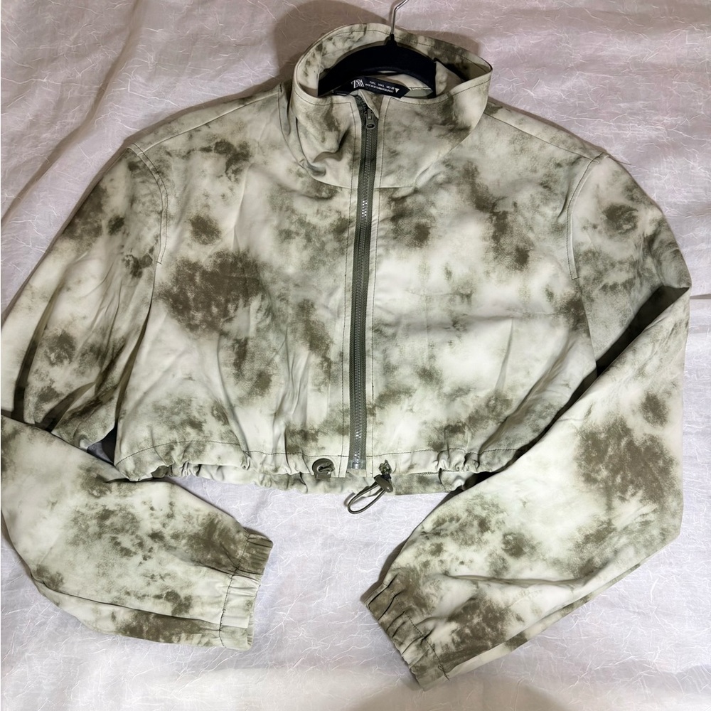 Sara Olive and White Cropped Tie-Dye Bomber Jacket